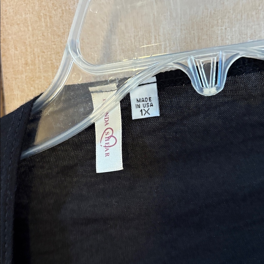 FINAL MARKDOWN Elegant Black Rhonda shear Women's Sweater 1X - Picture 2 of 3